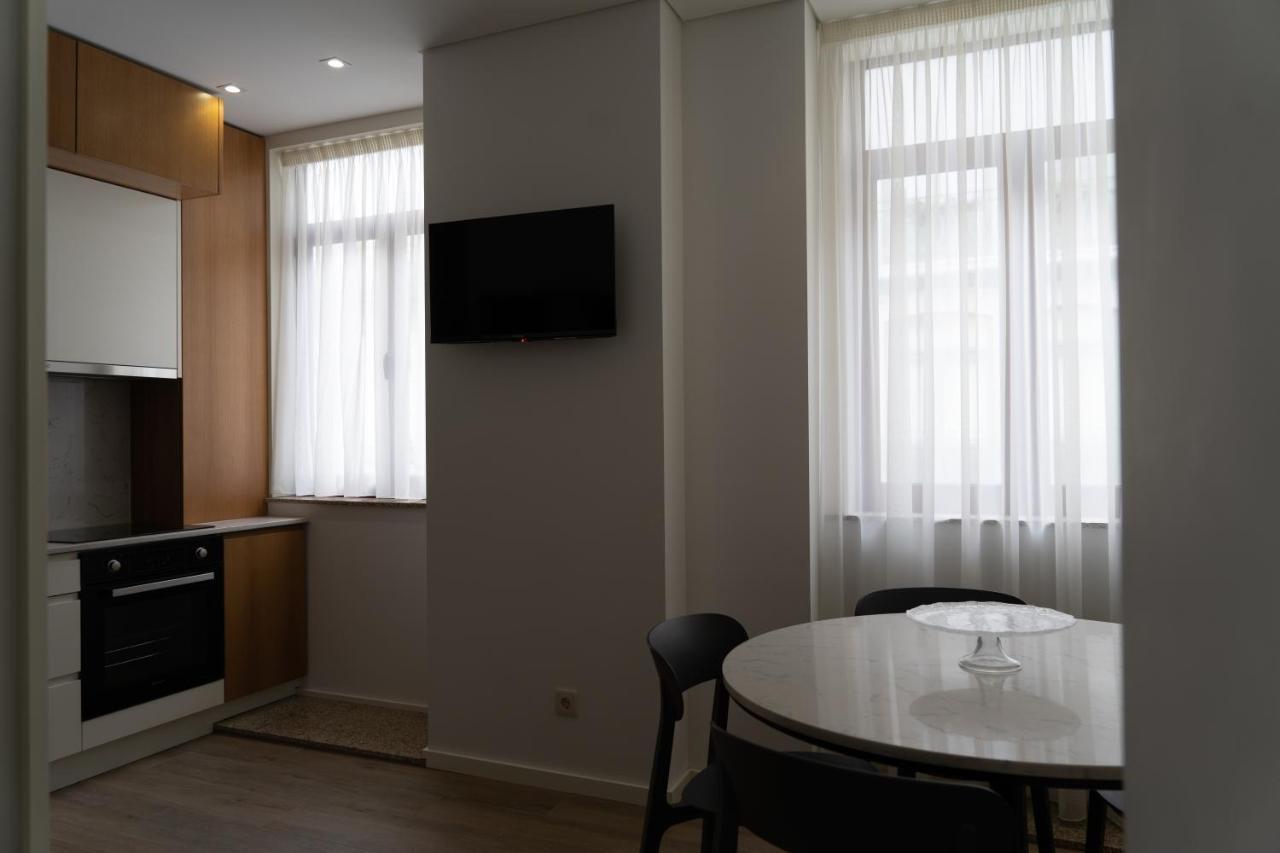 Alma Invicta Almada Apartment Porto Bagian luar foto